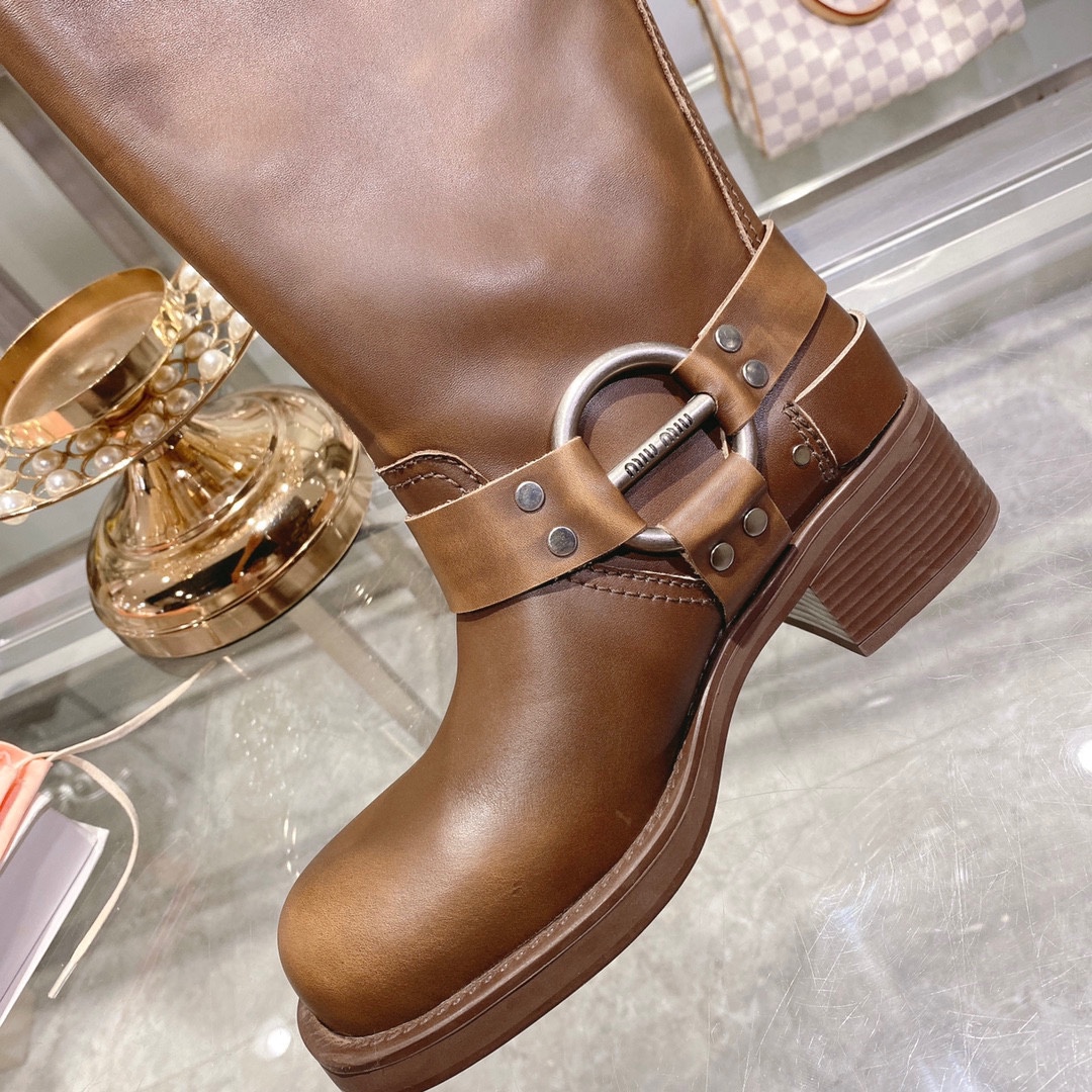 Women's high heels